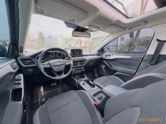 USCAR'dan 2018 Focus 1.5 TDCİ Titanium Can Tavan Kış Paket
