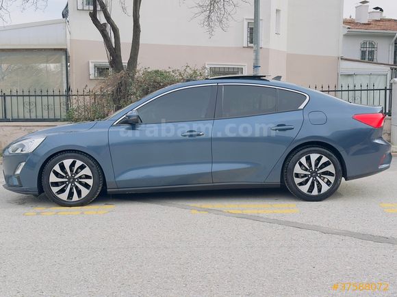 USCAR'dan 2018 Focus 1.5 TDCİ Titanium Can Tavan Kış Paket