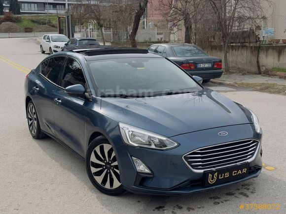 USCAR'dan 2018 Focus 1.5 TDCİ Titanium Can Tavan Kış Paket