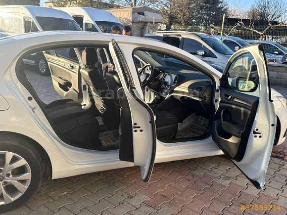 SAHIBINDEN MAKYAJLI KASA 2021 MEGANE TOUCH