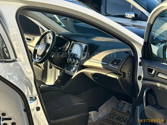 SAHIBINDEN MAKYAJLI KASA 2021 MEGANE TOUCH