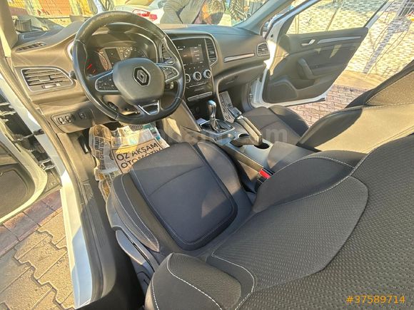 SAHIBINDEN MAKYAJLI KASA 2021 MEGANE TOUCH