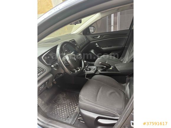 Sahibinden Renault Megane 1.5 dCi Touch 2016 Model 
