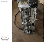 611 MOTOR MERCEDES SPRİNTER SİBOP KAPAĞI-KARBİRATÖR KAPAĞI