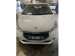 Sahibinden Peugeot 208 1.2 VTi Access 2014 Model 