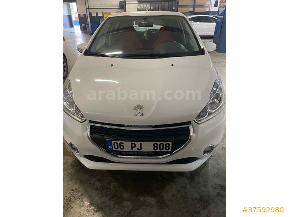 Sahibinden Peugeot 208 1.2 VTi Access 2014 Model 