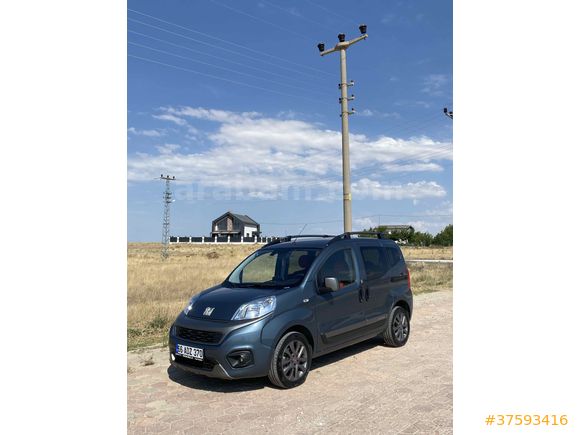 Sahibinden Fiat Fiorino Combi 1.3 Multijet 100. Yıl Özel Seri 2023 Model  54.000 km Lacivert