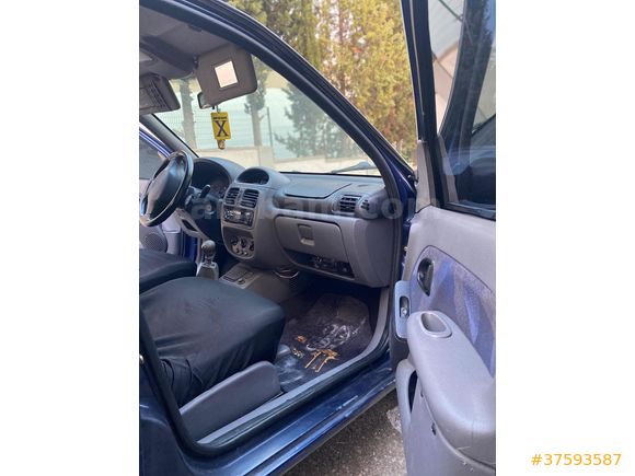 Sahibinden Renault Clio 1.4 RTA 2001 Model