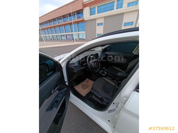 Sahibinden Fiat Egea 1.6 Multijet Lounge Plus 2017 Model