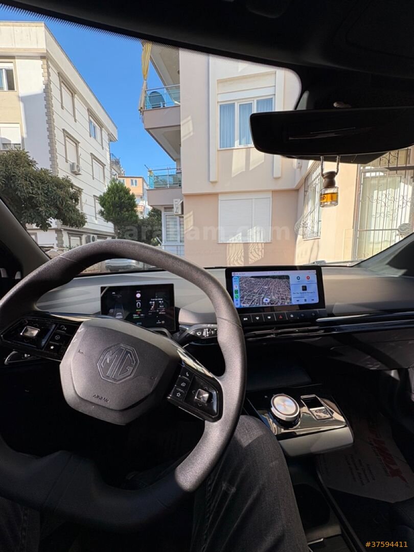 Sahibinden MG MG4 Comfort 2023 Model Antalya 70.000 km Kırmızı 3