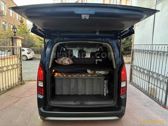 Sahibinden Peugeot Rifter 1.5 BlueHDI Allure 2023 Model hayırlı olsun temiz bakımlı .?