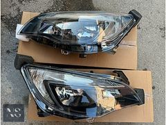 Opel Astra J Far Lambası Sağ Sol 2013 Siyah Zemin