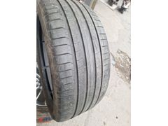 275 35 R22 104W 1 ADET TEMİZ