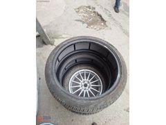 275 35 r22 104 W