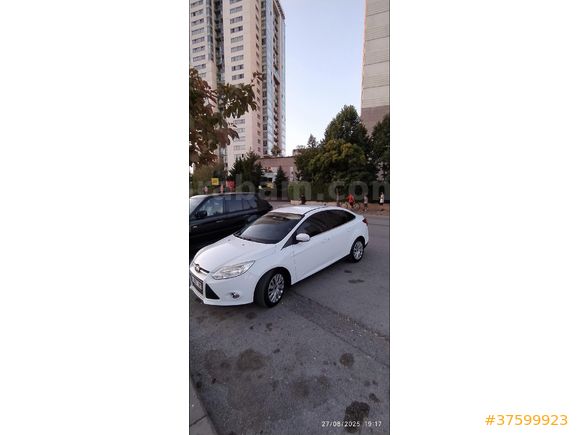 Sahibinden Ford Focus 1.6 Ti-VCT Trend 2012 Model Ankara 166.000 km Beyaz