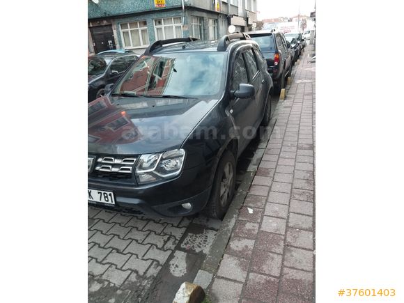 Sahibinden OTOMATİK Dacia Duster 1.5 dCi Laureate 2017 Model İstanbul