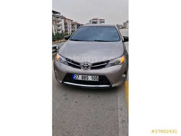 Sahibinden Toyota Auris 1.4 D-4D Advance Skypack 2013 Model Gaziantep