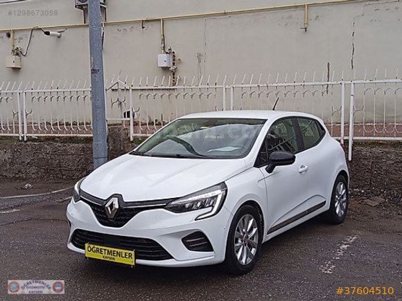 SIFIR GİBİ-BOYAZIZ OTOMOTİK-2022 CLİO 10.TCe TOUCH.