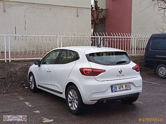 SIFIR GİBİ-BOYAZIZ OTOMOTİK-2022 CLİO 10.TCe TOUCH.