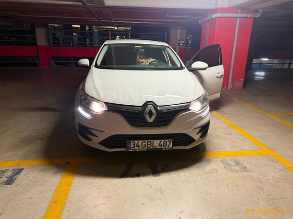 Sahibinden Renault Megane 1.5 Blue DCI Joy 2022 Model 