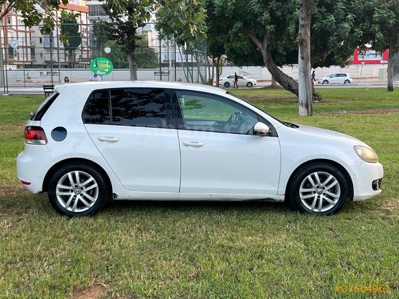 Sahibinden Volkswagen Golf 1.6 TDi Highline 2012 Model  300.000 km Beyaz
