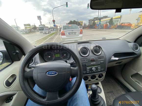 Sahibinden Ford Fiesta 1.4 TDCi Comfort 2009 Model 