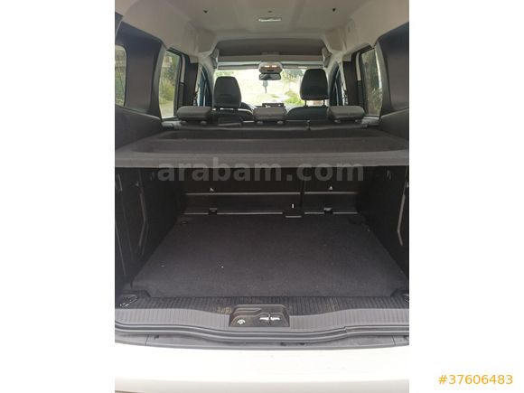 Sahibinden Renault Kangoo Multix 1.3 TCe Iconic 2024 Model