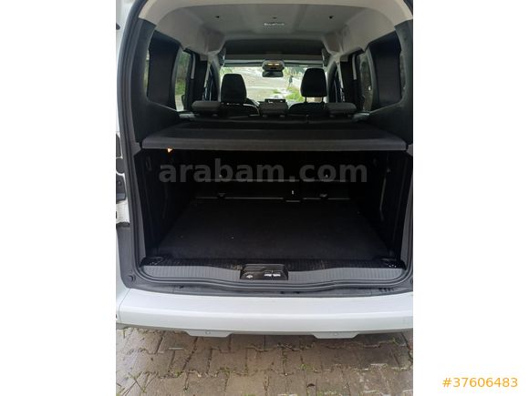 Sahibinden Renault Kangoo Multix 1.3 TCe Iconic 2024 Model