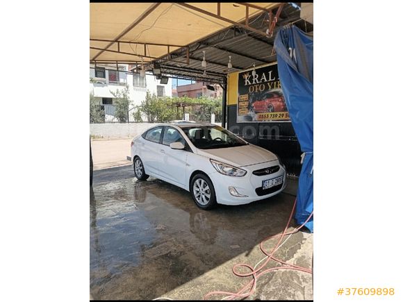 Sahibinden Hyundai Accent Blue 1.4 D-CVVT Mode Plus 2016 Model