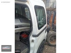 RENAULT KANGOO 2 SAĞ ARKA ÇAMURLUK ÇIKMA ORJ 05425581614