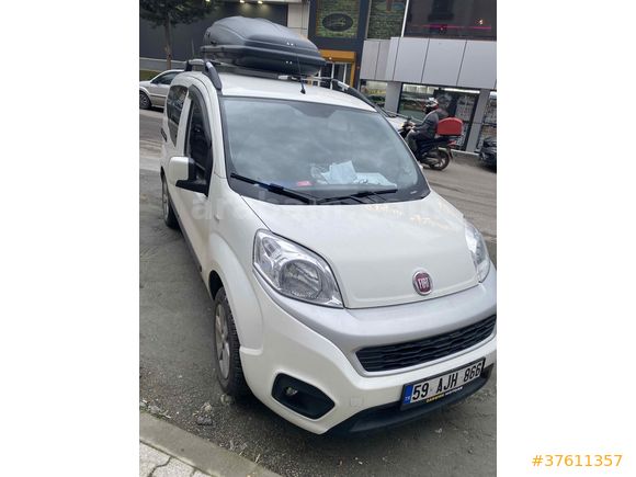 Sahibinden Fiat Fiorino Combi 1.4 Fire Safeline 2020 Model  54.000 km Beyaz
