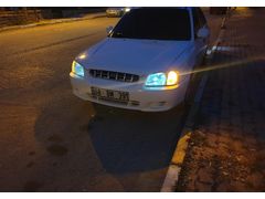 Sahibinden Hyundai Accent 1.3 LX Allegro 2001 Model Aksaray 245000 km Beyaz