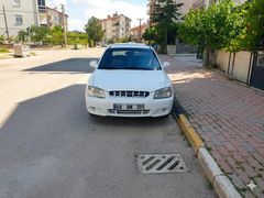 Sahibinden Hyundai Accent 1.3 LX Allegro 2001 Model Aksaray 245000 km Beyaz
