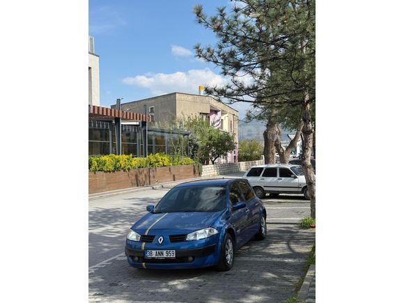 Sahibinden Renault Megane 1.6 Dynamique 2004 Model