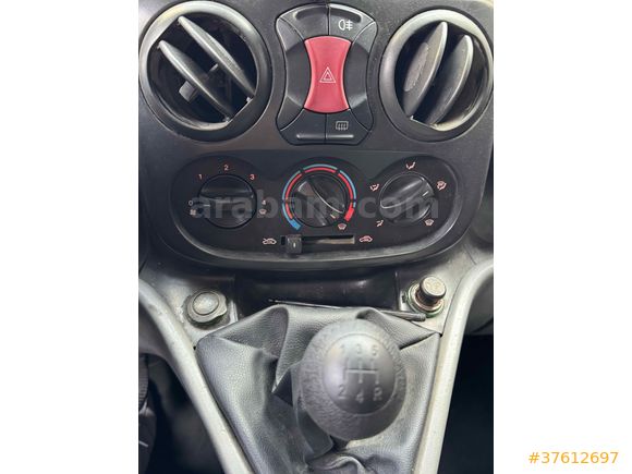 KELEPİR UZUN ŞASE FİAT DOBLO CARGO 1.3 Multijet Active Maxi 2008 Model 

