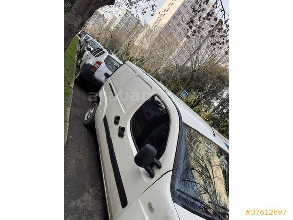 KELEPİR UZUN ŞASE FİAT DOBLO CARGO 1.3 Multijet Active Maxi 2008 Model 

