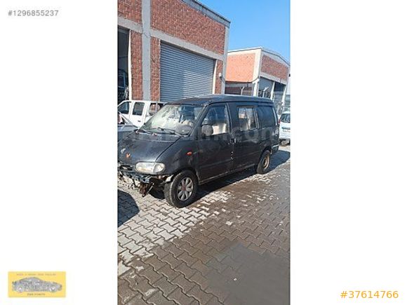 Nissan Vanettte Sol Ön Kapı 1997-2001 Model Arası