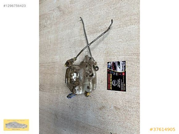 Nissan Vanette Orjinal Sol Ön Kapı Kilidi