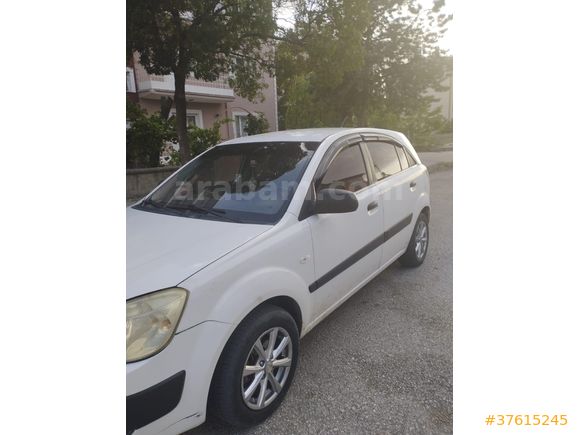 Sahibinden Kia Rio 1.5 CRDi Trend 2009 Model  234.000 km Beyaz