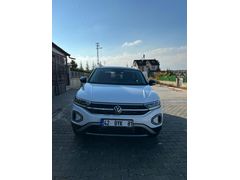 Sahibinden Volkswagen T-Roc 1.5 TSI Style 2025 Model  10.000 km Beyaz