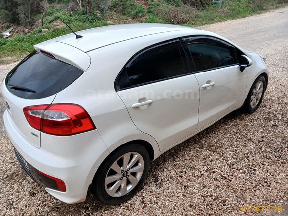 Sahibinden Kia Rio 1.4 CRDi Concept 2015 Model