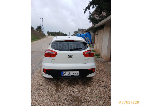 Sahibinden Kia Rio 1.4 CRDi Concept 2015 Model