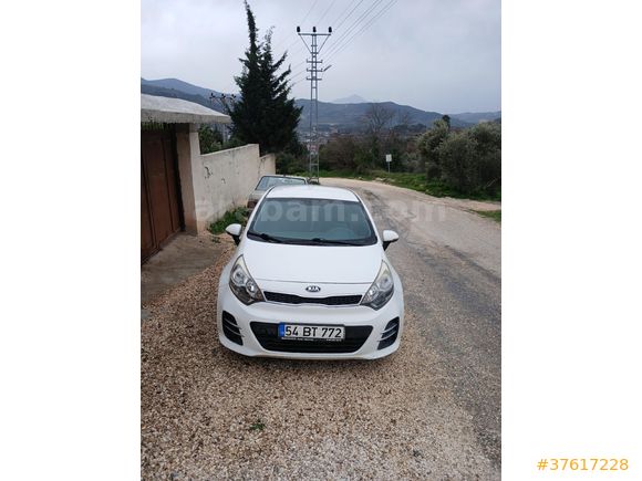 Sahibinden Kia Rio 1.4 CRDi Concept 2015 Model