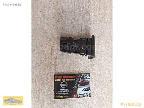 Nissan Vanette Dörtlü Flaşör Düğmesi
