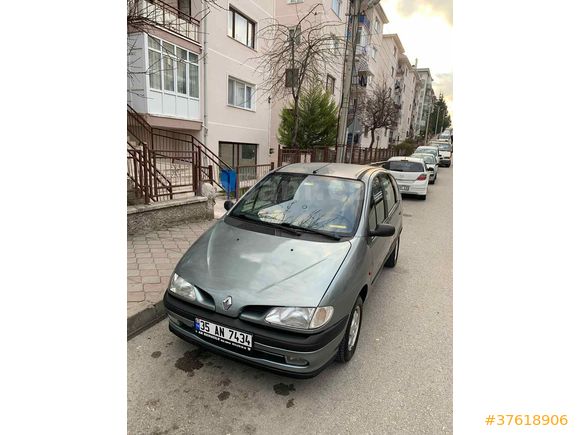 Sahibinden Renault Scenic 1.6 RTE 1999 Model 