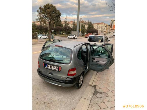 Sahibinden Renault Scenic 1.6 RTE 1999 Model 