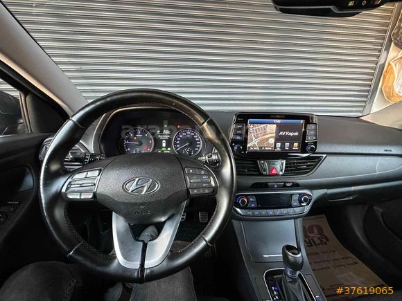 Sahibinden Hyundai i30 1.6 CRDi Elite Plus 2017 Model 