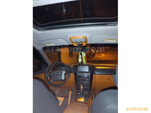 Sahibinden Kia Sorento 2.5 CRDi EX Premium 2005 Model  365.000 km Siyah 15 bin hasar kaydı var Air açıldığı için ağır hasar kayıtlı gözüküyor