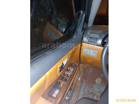 Sahibinden Kia Sorento 2.5 CRDi EX Premium 2005 Model  365.000 km Siyah 15 bin hasar kaydı var Air açıldığı için ağır hasar kayıtlı gözüküyor