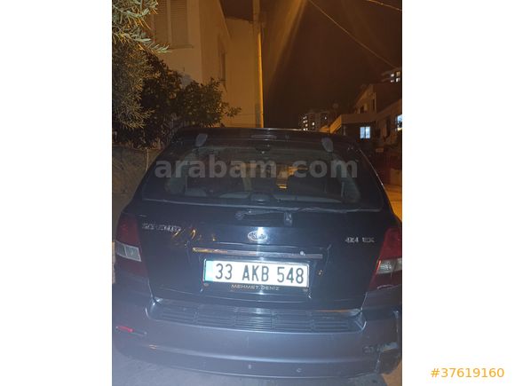 Sahibinden Kia Sorento 2.5 CRDi EX Premium 2005 Model  365.000 km Siyah 15 bin hasar kaydı var Air açıldığı için ağır hasar kayıtlı gözüküyor